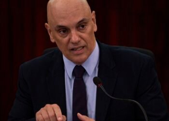 Moraes autoriza depoimentos de representantes do X no Brasil