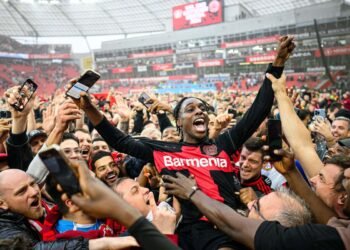 Bayer Leverkusen fatura título inédito do Campeonato Alemão
