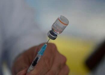 Nova vacina contra a covid-19 chega à população em 15 dias