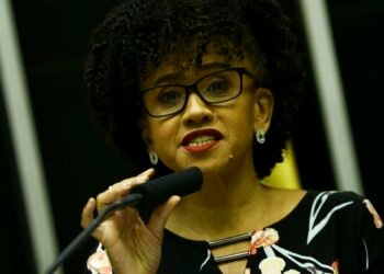 Escola de Brasília denuncia racismo e preconceito durante jogo