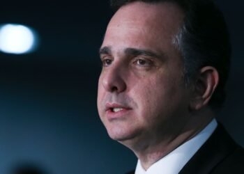 Regulamentação de redes sociais no Brasil é inevitável, diz Pacheco