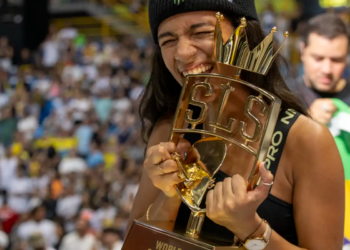 Rayssa Leal conquista etapa da Liga Mundial de Street Skate