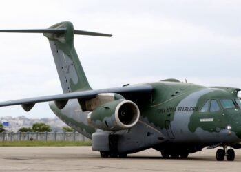 FAB diz estar de prontidão para resgatar brasileiros no Oriente Médio