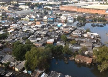 Porto Alegre quer elevar auxílio para R$ 1 mil a famílias afetadas