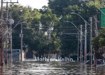 Ainda afetado por cheias, metrô volta a operar na grande Porto Alegre