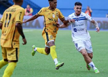 Amazonas e Paysandu empatam em 1 a 1 pela Série B do Brasileiro