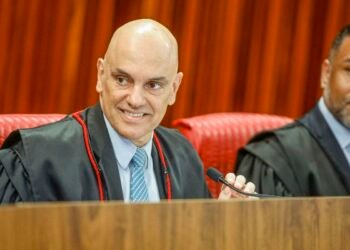 Moraes se despede da presidência do TSE após dois anos no cargo