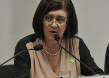 Governança da Petrobras analisa indicação de Magda Chambriard