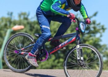 Atletas baianos participam do mundial de BMX com apoio da Sudesb