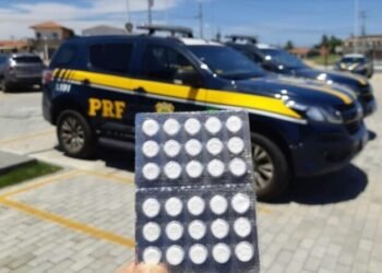 PRF apreende dezenas de comprimidos de anfetaminas em duas ocorrências