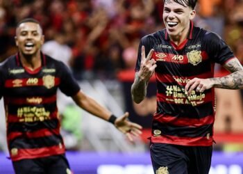 Sport faz 4 a 1 no Brusque e mantém 100% de aproveitamento na Série B