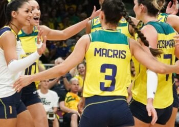 Brasil derrota Canadá na estreia da Liga das Nações Feminina