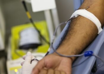 Hemocentro de Porto Alegre pede que doador de sangue faça agendamento