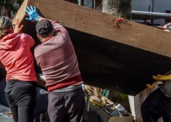 Mais 47 mil famílias podem confirmar dados para receber auxílio