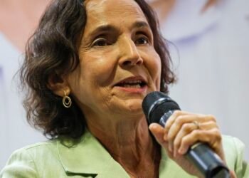 Secretária executiva do MEC, Izolda Cela comunica saída da pasta