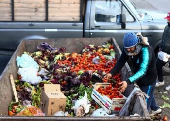 Falta de alimentos para restaurantes populares abre crise na Argentina