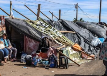 Governo define regras para compra de imóveis para desabrigados no RS