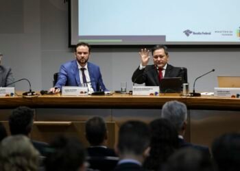 Governo limita uso do PIS/Cofins para custear corte na folha