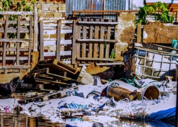 Engenheiros de outros estados ajudam a vistoriar imóveis em Canoas