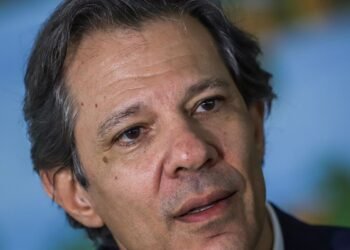 Audiência de Haddad com papa Francisco é adiada para quinta-feira