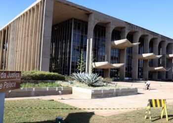 MJSP e bancos firmam acordo contra crimes financeiros cibernéticos