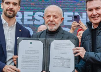 Lula inaugura Centro de Oncologia e Hematologia em Porto Alegre