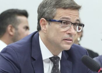 Campos Neto parabeniza Galípolo por indicação ao comando do BC