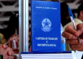 Empresas devem preencher relatório de transparência salarial até sexta