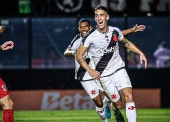 Copa do Brasil: Vasco sai na frente do Athletico por vaga na semi