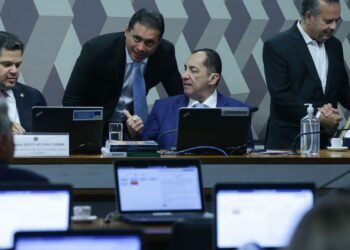 CCJ do Senado reduz prazo de inelegibilidade previsto na Ficha Limpa