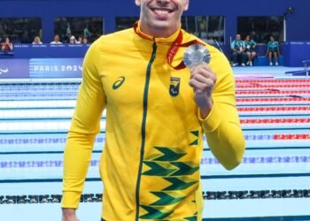 Phelipe Rodrigues conquista prata para o Brasil nos 50 metros livre
