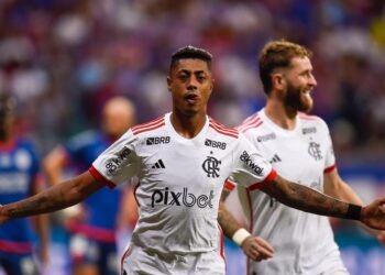 Copa do Brasil: Fla sai na frente do Bahia em disputa por vaga na semi