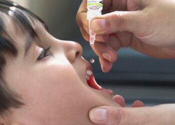 Pólio pode atingir crianças palestinas e israelenses, alerta a ONU