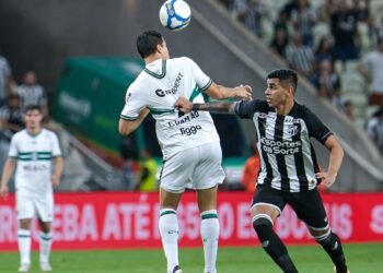 Ceará e Coritiba medem forças de olho no G4 da Série B