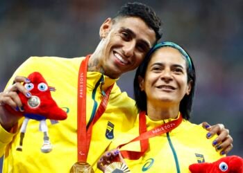 Jerusa Geber vence os 100m e conquista primeiro ouro