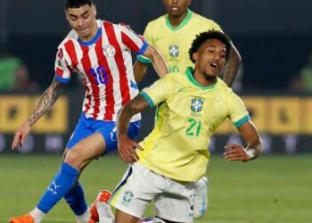 Eliminatórias: Brasil joga mal e perde para o Paraguai por 1 a 0