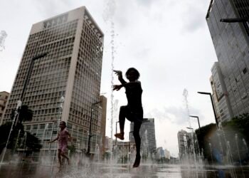 Terra tem agosto com temperatura 1,51 °C acima do nível pré-industrial