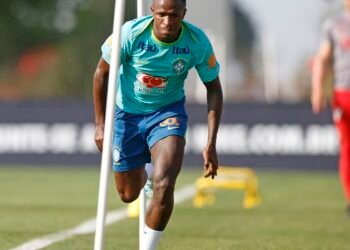 Brasil enfrenta Equador buscando recuperação nas Eliminatórias