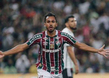 Flu sai na frente do Atlético na luta por vaga na semi da Libertadores