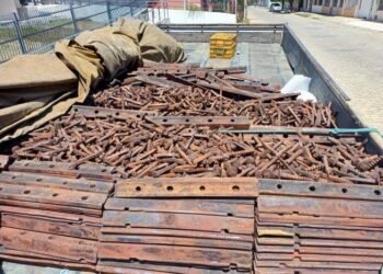 PRF prende 5 suspeitos de furto de 3 toneladas de material ferroviário no interior baiano