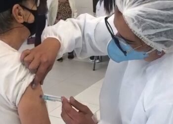 Fiocruz mantém alerta para alta de casos graves de covid-19