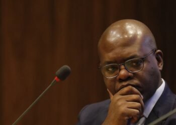 Lula demite Silvio Almeida após denúncias de assédio sexual