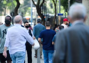 InfoGripe indica aumento de síndromes respiratórias por covid-19