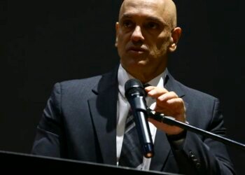Moraes convoca 1ª Turma para julgar suspensão da plataforma X