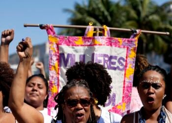 Empoderamento econômico negro aumentaria PIB, apontam especialistas