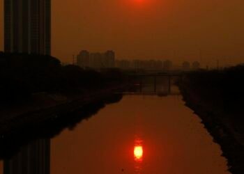 Estudo mostra que mancha de poluição no Tietê aumentou 29%