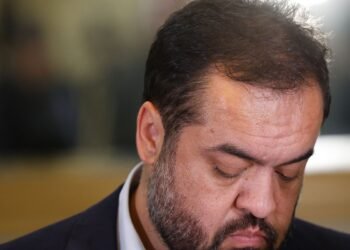 Governo do Rio diz que bandidos atiraram contra pessoas nas ruas