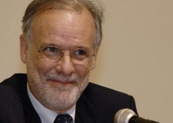 Ex-diretor da EBC, jornalista José Roberto Garcez morre aos 72 anos