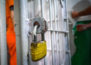 STF começa análise de plano para melhorar condições de presídios