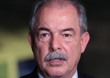 Mercadante diz que eleições mostram satisfação do povo brasileiro